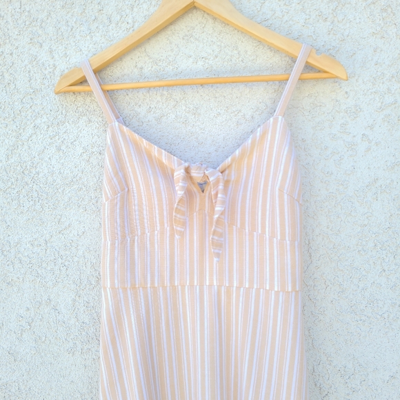 Hollister Mini Sundress - Picture 3 of 11